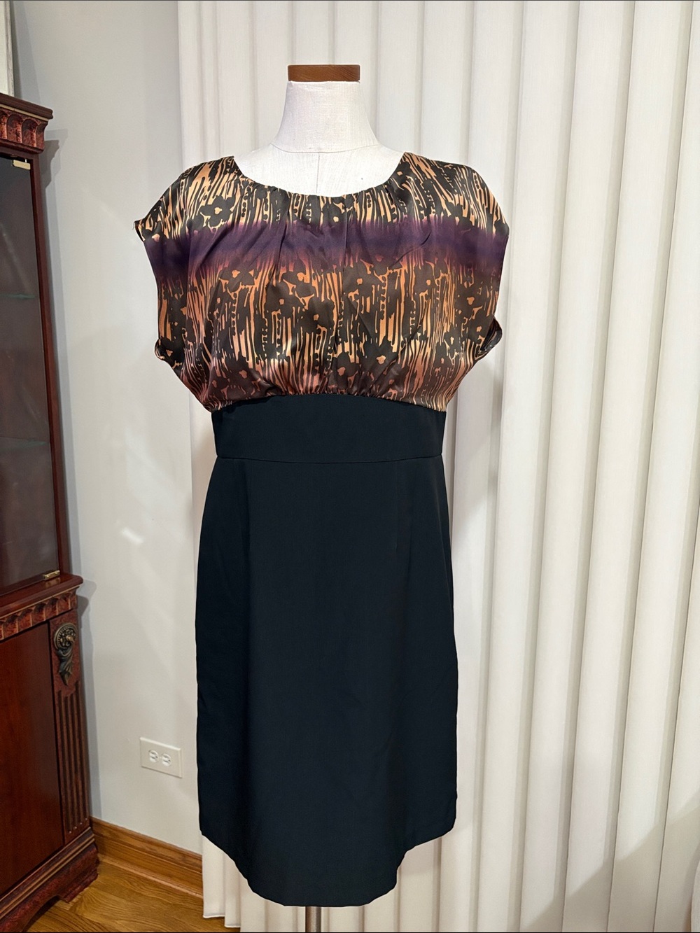 The Limited colorful Printed Bodice / black sheath dress VTG empire waist 12
